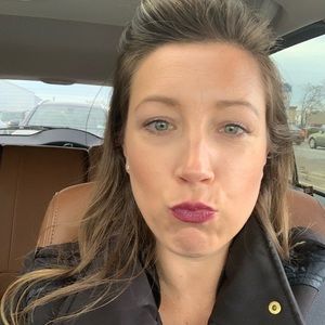 Meet your Posher, Shannon